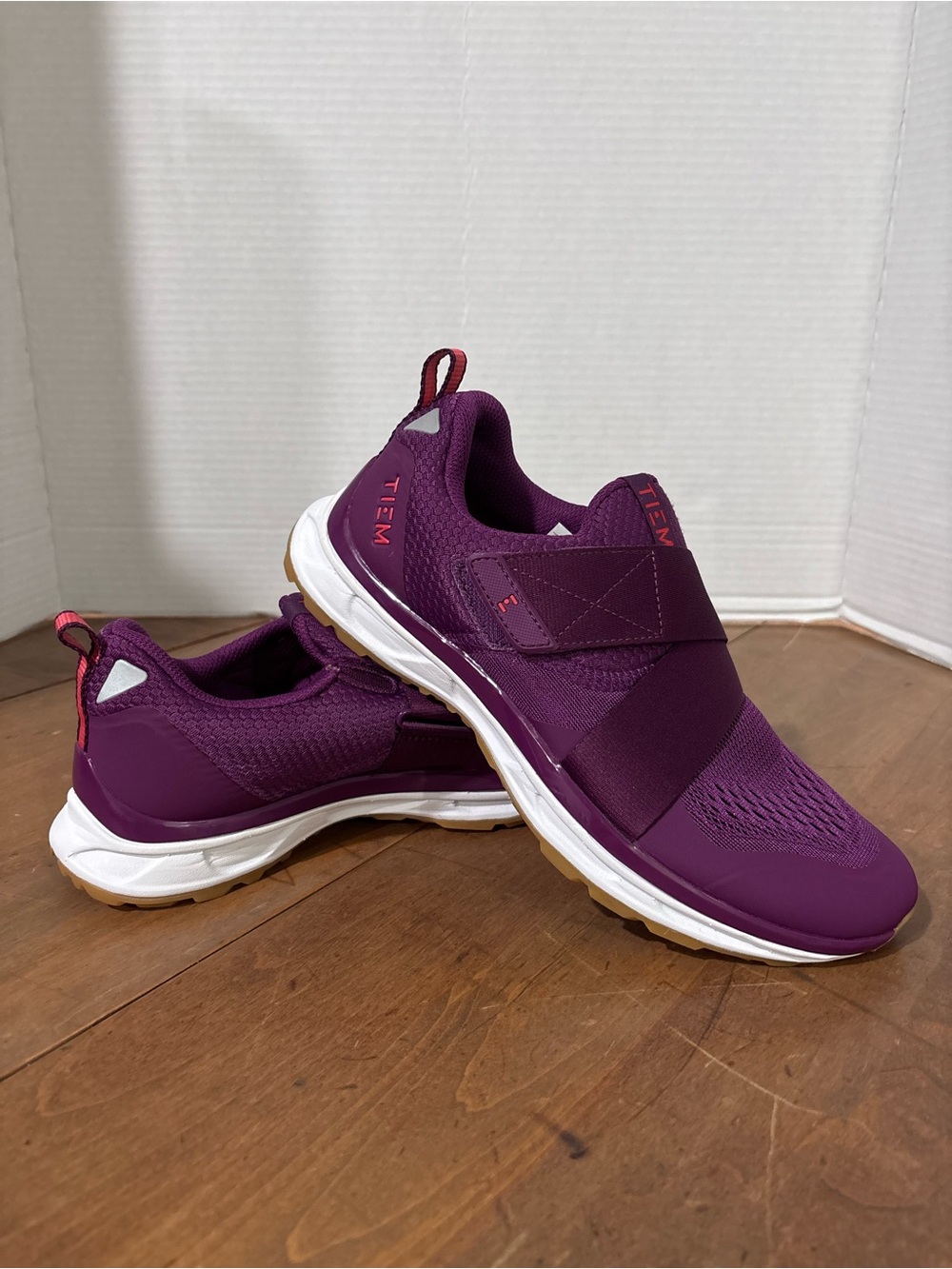 TIEM Slipstream Women Cycling Shoes Size 7.5